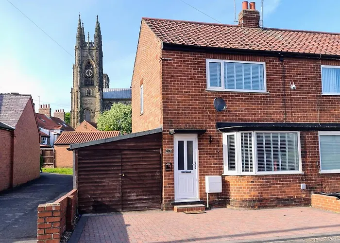 Semi Detached Quite Location