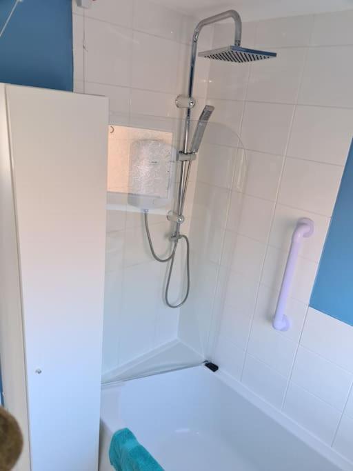 Semi Detached Quite Location * Bridlington